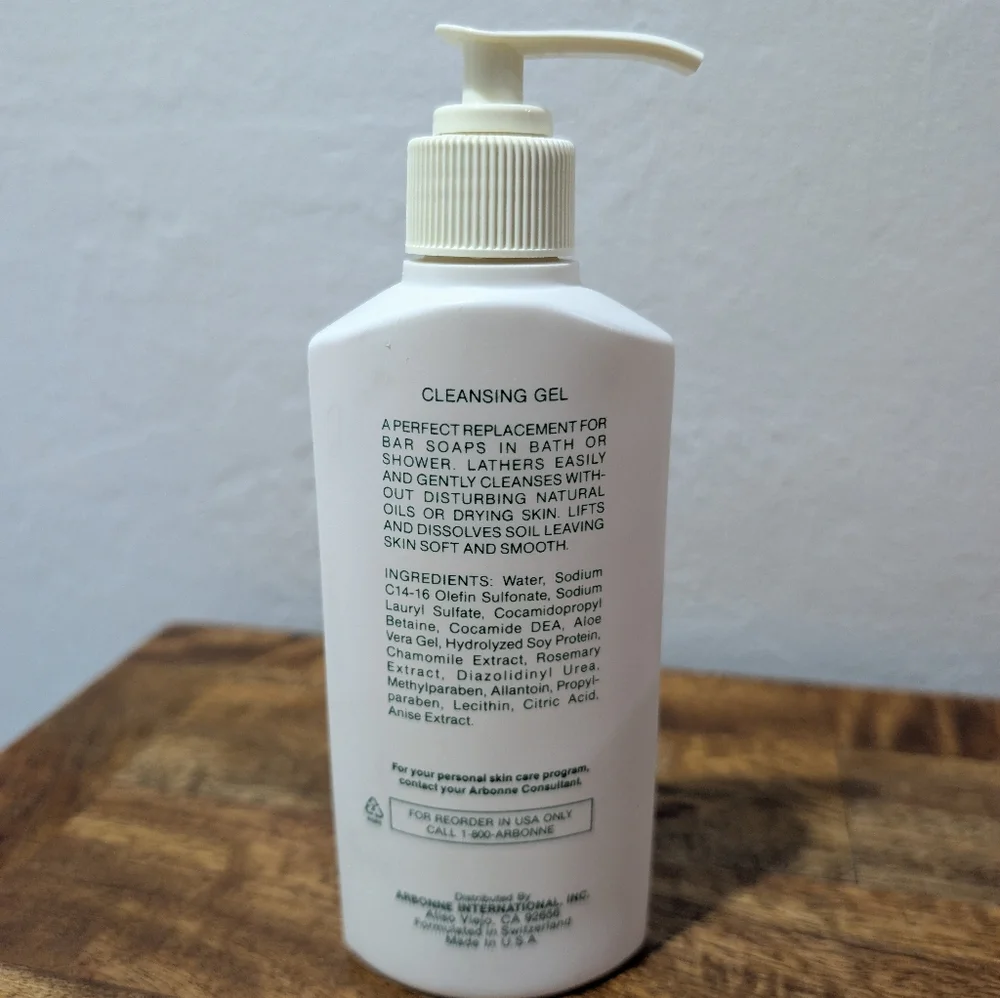 Arbonne~cleansing Gel~old Packaging~6 Oz~gel‎ nottoyant
